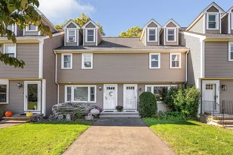 173 Merrimack Meadows Ln #162, Tewksbury, MA 01876