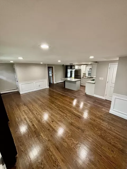 46 Balis St, Springfield, MA 01109 photo 17