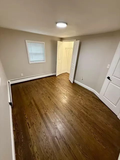 46 Balis St, Springfield, MA 01109 photo 11