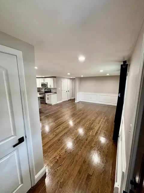 46 Balis St, Springfield, MA 01109 photo 16