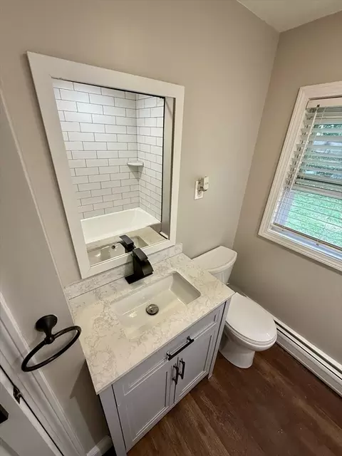46 Balis St, Springfield, MA 01109 photo 6