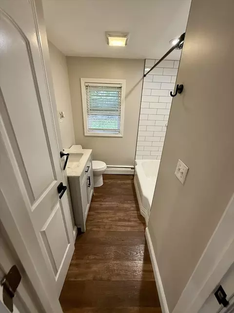 46 Balis St, Springfield, MA 01109 photo 8