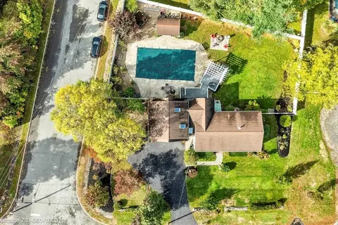 122 N Elm St, West Bridgewater, MA 02379
