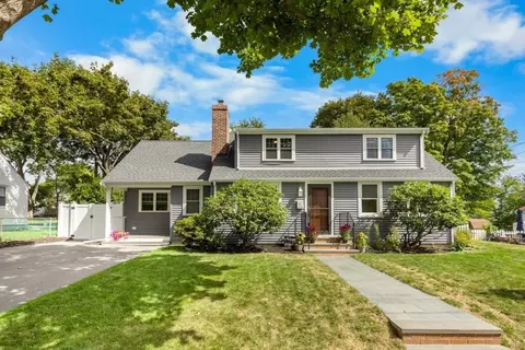 39 Lawnview Dr, Braintree, MA 02184
