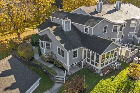45 Shawsheen Rd #28, Bedford, MA 01730
