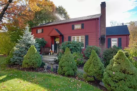 99 Kings Grant Rd, Marlborough, MA 01752