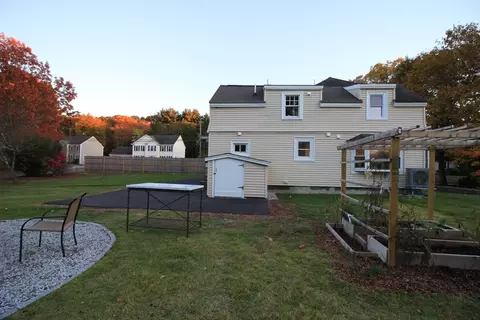 Exterior - 250 Great Rd, Maynard, MA 01754 photo 5 of 11