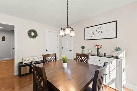 25 Upton St, Hanson, MA 02341 photo 6