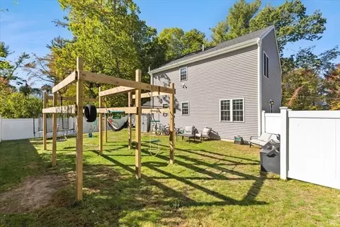 25 Upton St, Hanson, MA 02341 photo 25