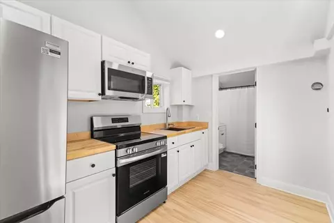 Kitchen - 8 Charles St, Wareham, MA 02571 photo 2 of 3