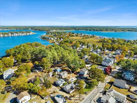 View/Area - 8 Charles St, Wareham, MA 02571 photo 3 of 15