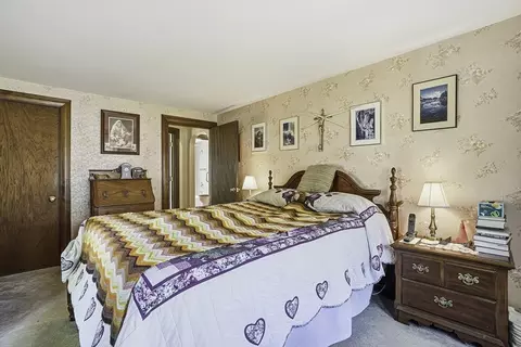 Bedroom - 39 Mechanic St, Upton, MA 01568 photo 3 of 9