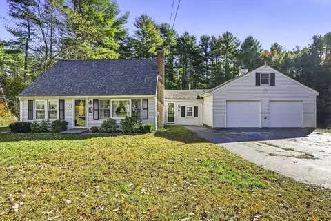 Exterior - 39 Mechanic St, Upton, MA 01568 photo 9 of 9