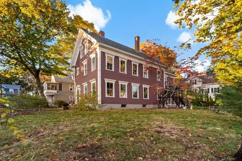 17 First St, Attleboro, MA 02703