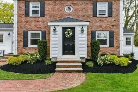 461 Centre St, Milton, MA 02186 photo 3