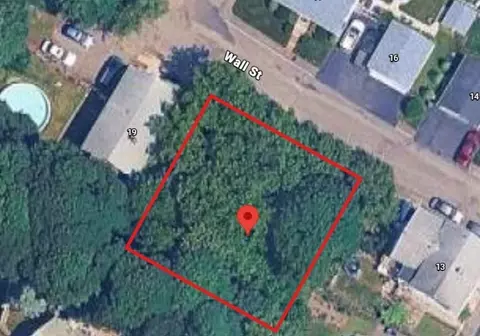 15 Wall St, Salem, MA 01970