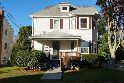 9 Bradford St, Taunton, MA 02780