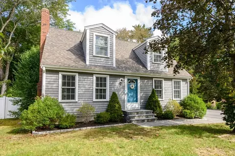 99 Doane St, Cohasset, MA 02025