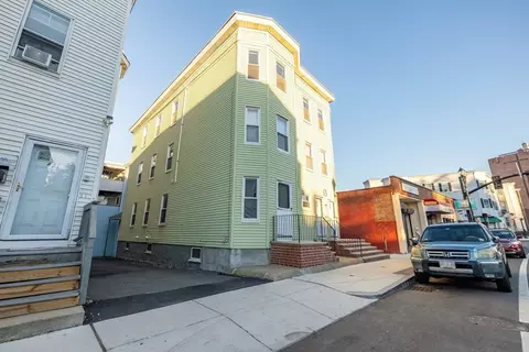 417-419 Ferry St, Everett, MA 02149 photo 3
