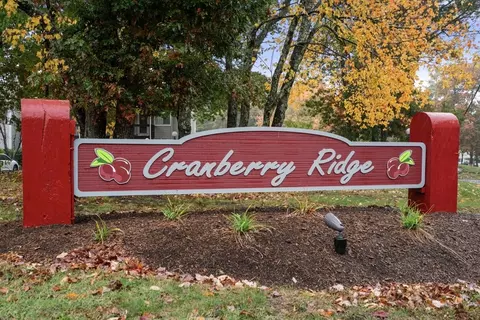 111 Park Pl #111, Raynham, MA 02767