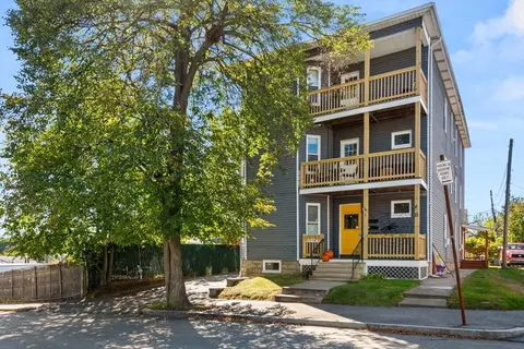 2 Carlisle St, Worcester, MA 01602