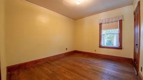 14 Hill St, Webster, MA 01570 photo 10