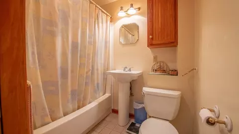 14 Hill St, Webster, MA 01570 photo 5