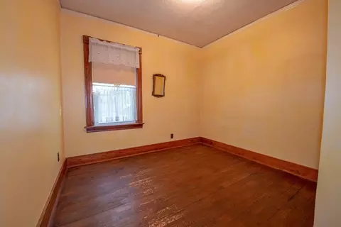14 Hill St, Webster, MA 01570 photo 9