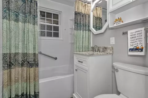 63 Judith St, Springfield, MA 01118 photo 14