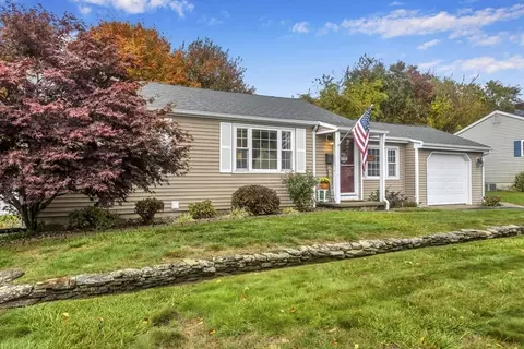 63 Judith St, Springfield, MA 01118 photo 32