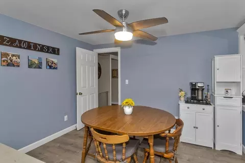 63 Judith St, Springfield, MA 01118 photo 7