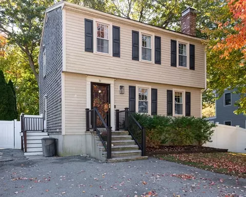 37 Homestead Ave, Marshfield, MA 02050