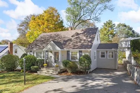 20 Lansdowne Rd, Arlington, MA 02474