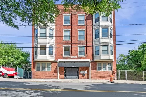 72 River St #6, Haverhill, MA 01832