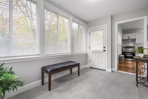 Entry Way - 71 School St #71, Acton, MA 01720 photo 2 of 9
