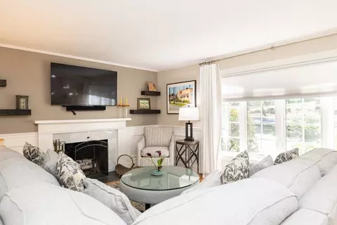 199 W Main St, Georgetown, MA 01833 photo 8