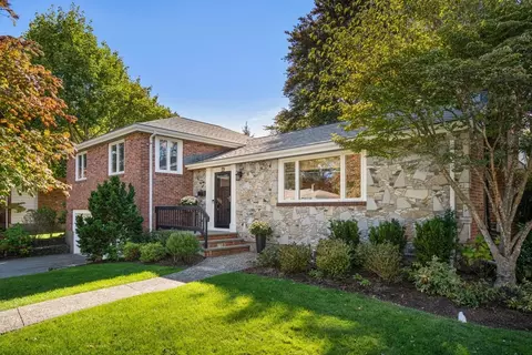 59 Deborah Rd, Newton, MA 02459