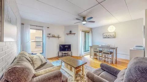 1856 Beacon St #2C, Brookline, MA 02445