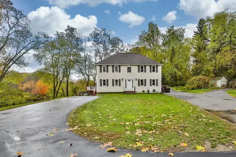 19 Greenhill Farm Rd #19, Haverhill, MA 01832