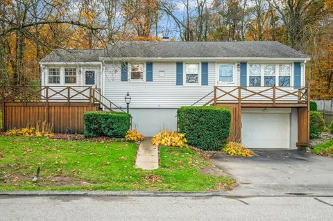 10 Leslie Ln, Millbury, MA 01527