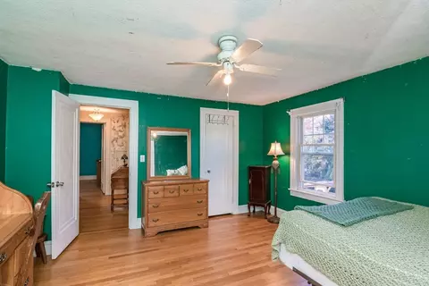 28 Rencelau St, Springfield, MA 01118 photo 26