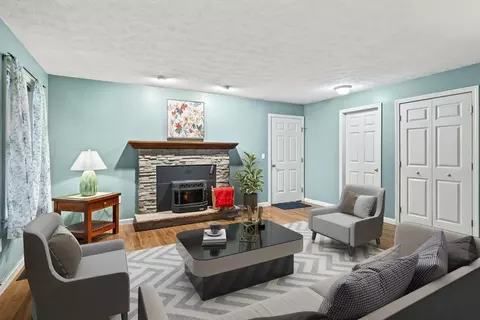 29 Shore Dr, Upton, MA 01568 photo 3