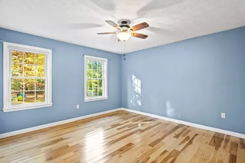 29 Shore Dr, Upton, MA 01568 photo 18