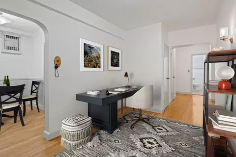 58 Elm St #1, Worcester, MA 01609 photo 3