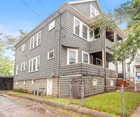 42 Belmont St, Somerville, MA 02143