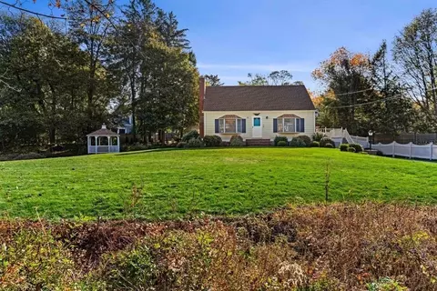 17 Orchard St, Beverly, MA 01915 photo 39