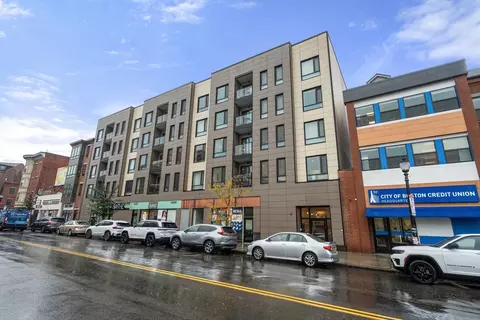 457 W Broadway #302, Boston, MA 02127