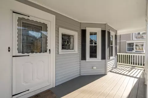 35 Windsor St #1, Arlington, MA 02474 photo 3