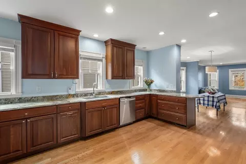 35 Windsor St #1, Arlington, MA 02474 photo 12