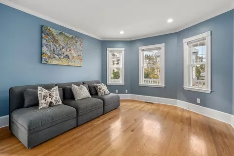 35 Windsor St #1, Arlington, MA 02474 photo 5